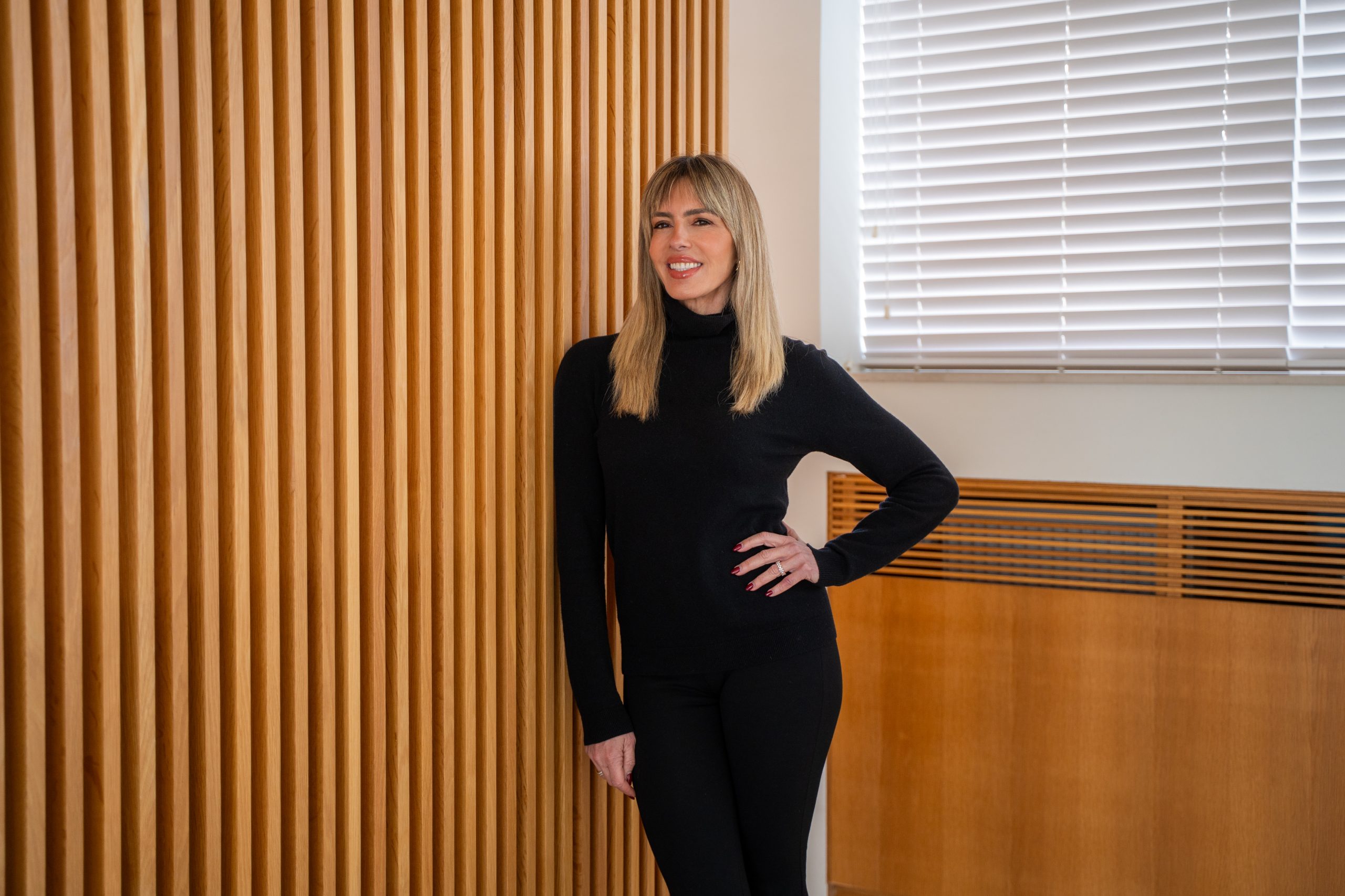 Esther Sarphatie author coach speaker